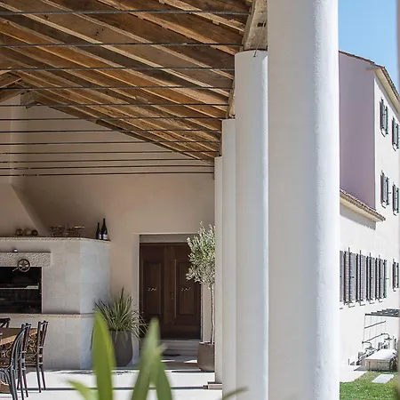 Tranquil Istria Estate Palazio Clai Winery 8 Bedrooms Spa Heated Pool Groznjan Villa *