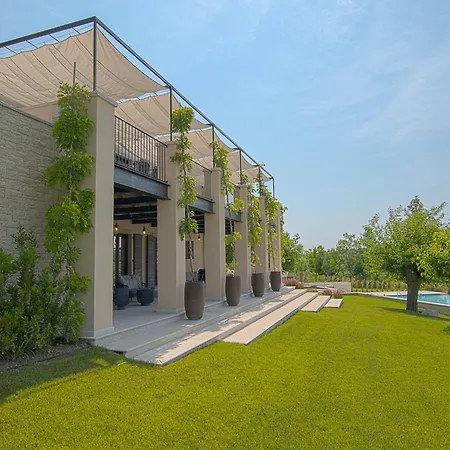 Tranquil Istria Estate Palazio Clai Winery 8 Bedrooms Spa Heated Pool Groznjan Villa