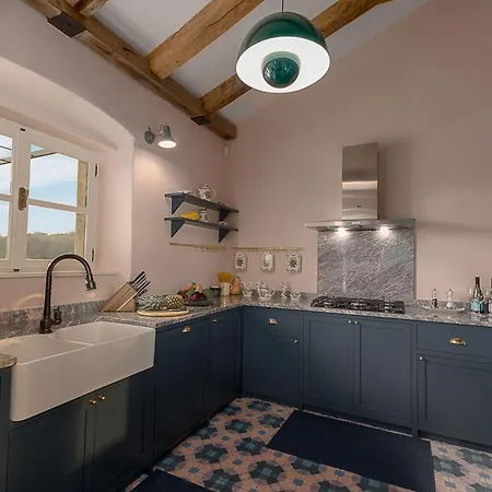 Tranquil Istria Estate Palazio Clai Winery 8 Bedrooms Spa Heated Pool Groznjan