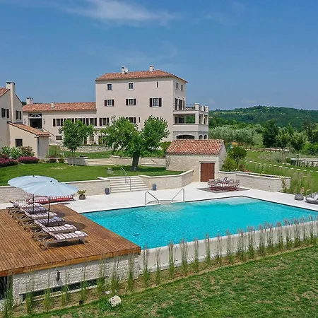 Tranquil Istria Estate Palazio Clai Winery 8 Bedrooms Spa Heated Pool Groznjan