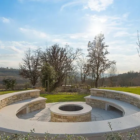 Tranquil Istria Estate Palazio Clai Winery 8 Bedrooms Heated Pool Villa Grožnjan