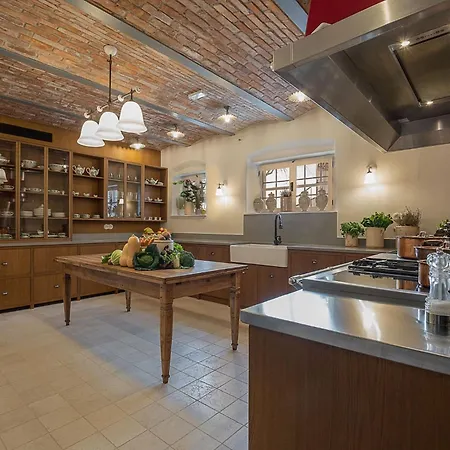 Villa Tranquil Istria Estate Palazio Clai Winery 8 Bedrooms & Heated Pool